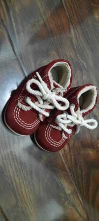 Pantofi piele bebe Kickers