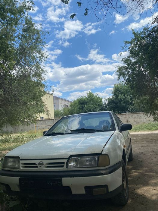 Nissan primera p10 2.0 slx