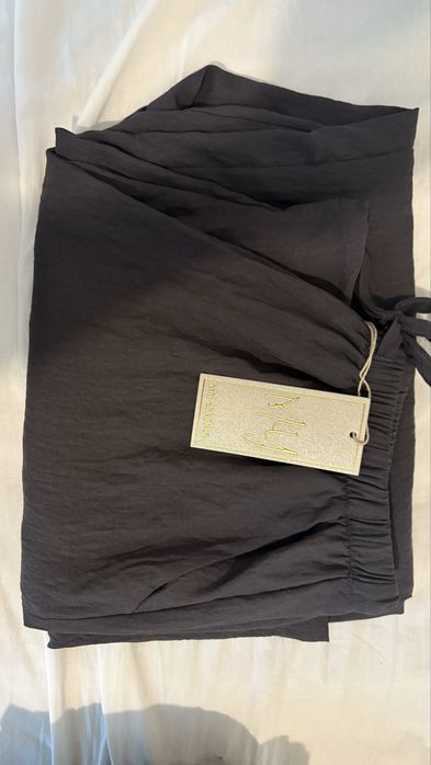 Кюстюм с широк панталон нови