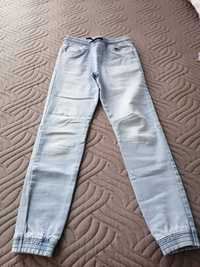 Светло Сиви дънки за момчета с размер 134/140