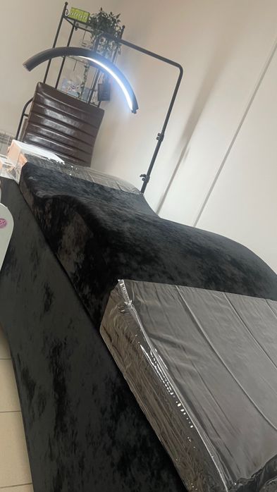 Сдается место для мастера  по наращиванию ресниц /бровист