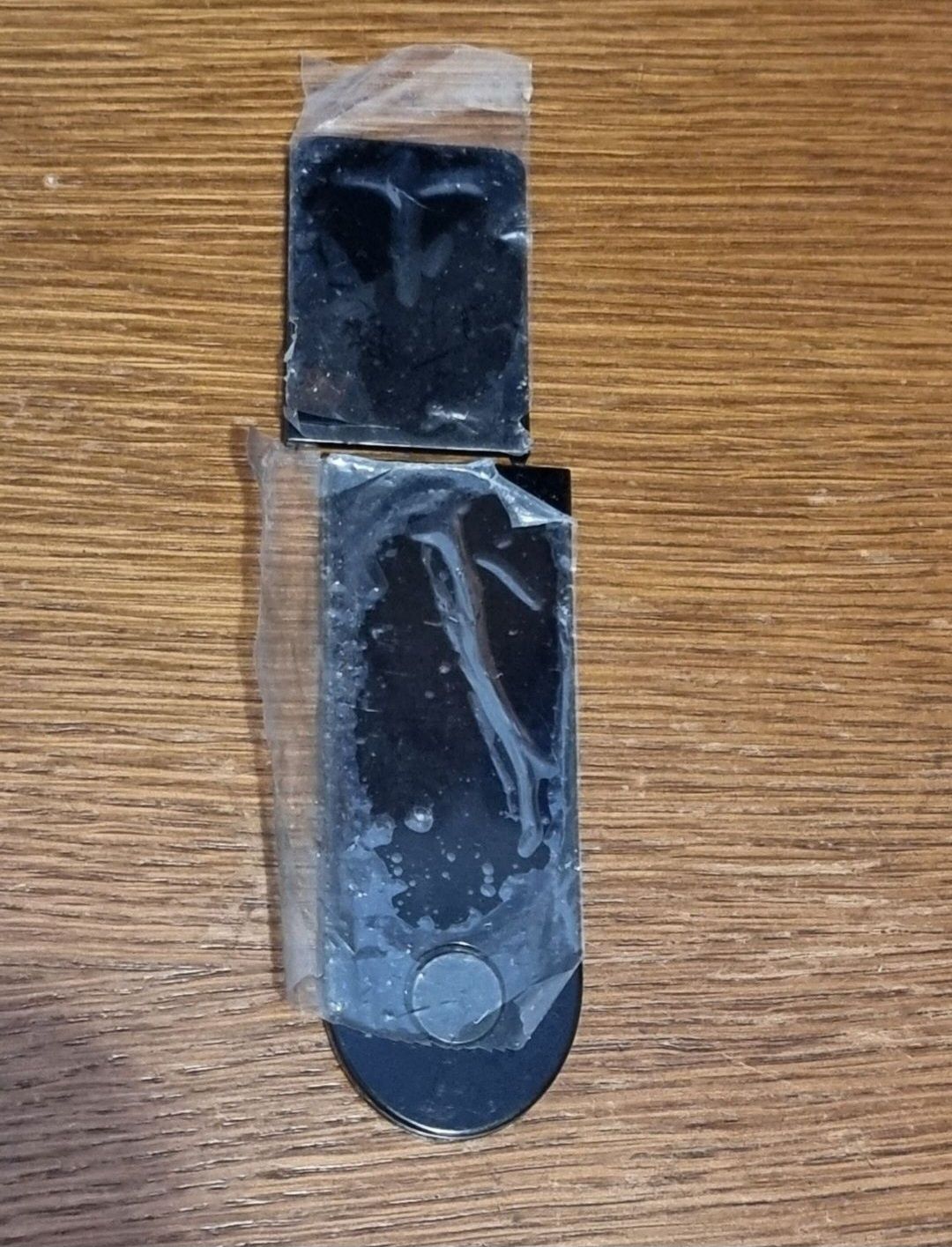 Capac protectie display xiomi si clona