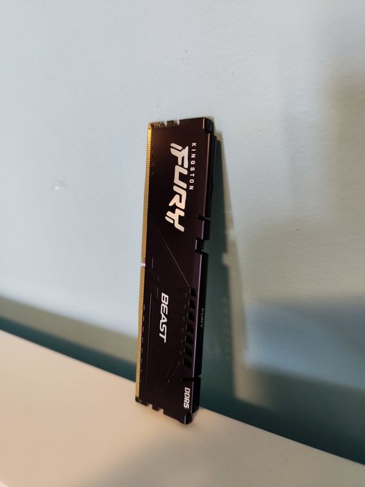 16GB RAM Kingston Fury