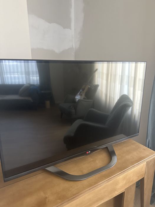Телевизор LG 42LA660V-ZA