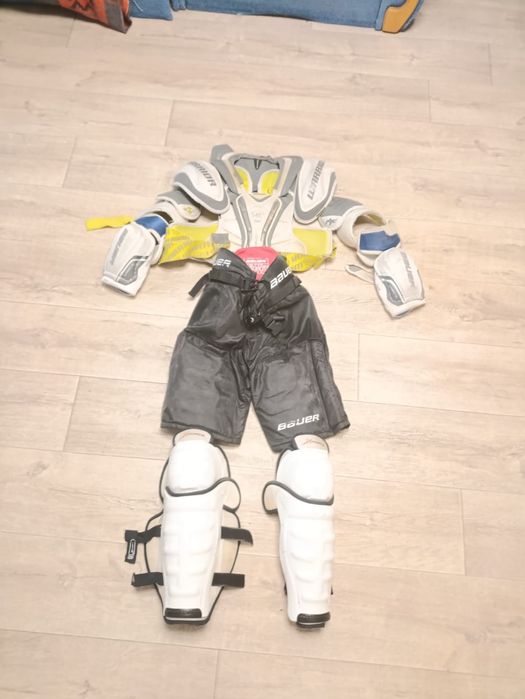 Продам хоккейная форма