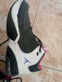 Маратонки Nike  Jordan