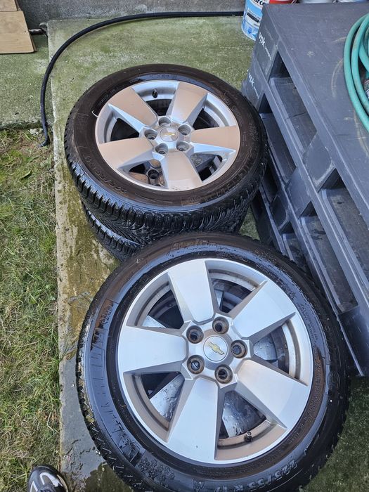 M+S 225 55 17 Michelin Alpin insignia