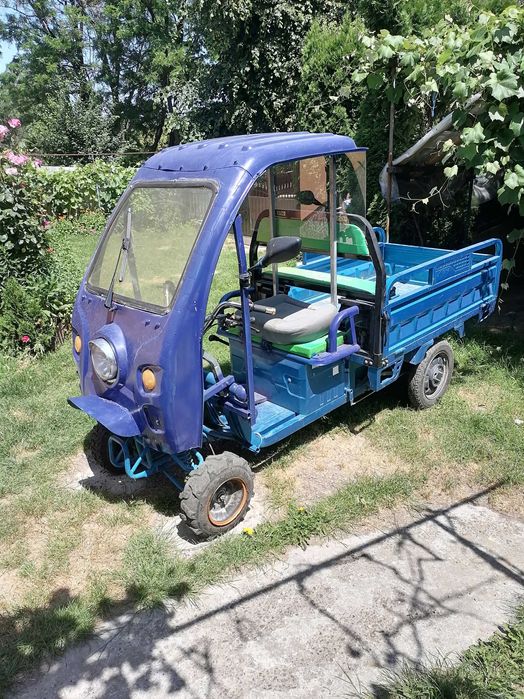 Vând Atv și Autoutilitara electrica
