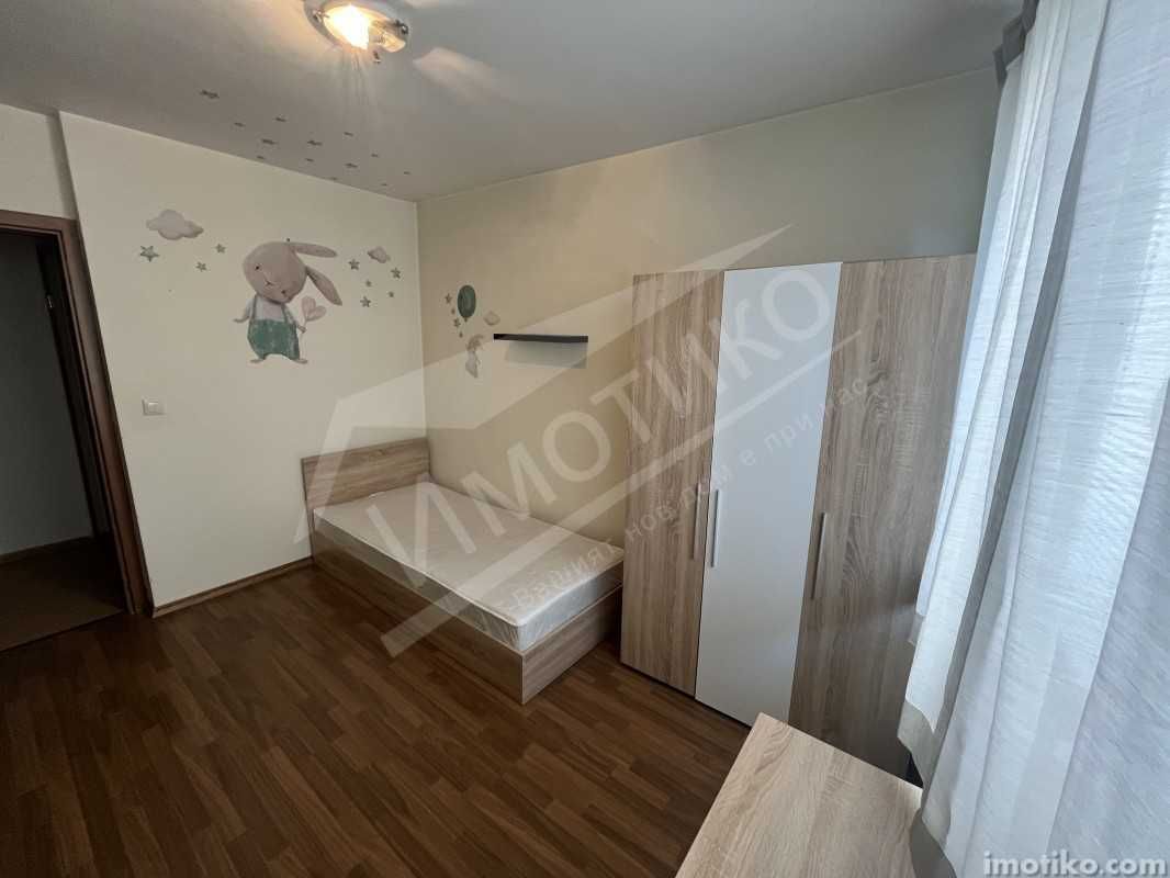 Дава се под наем Тристаен апартамент в София, Витоша - 85 кв.м за 1100 € - Снимка #2