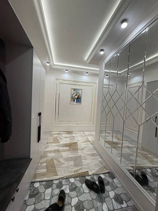 Продается 3 ком. Квартира площадью 57 кв.м. По ул. Рузибаева