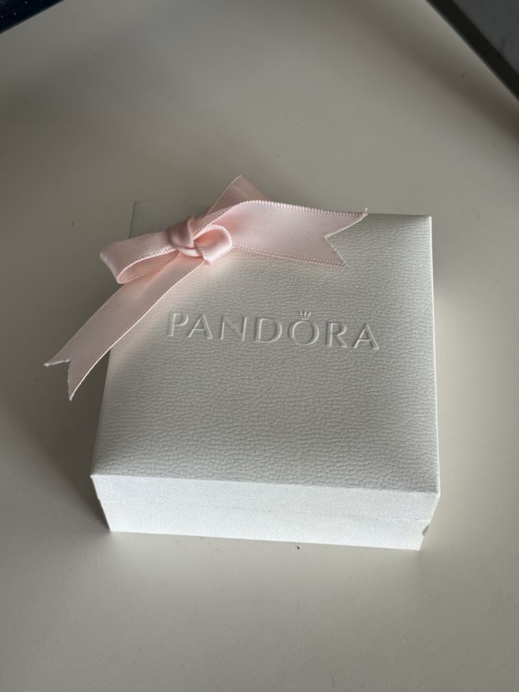 Браслет Pandora из розового золота