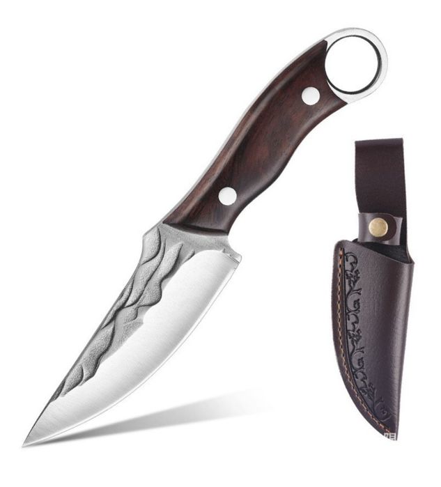 Продам нож из нержавеющей стали с чехлом.