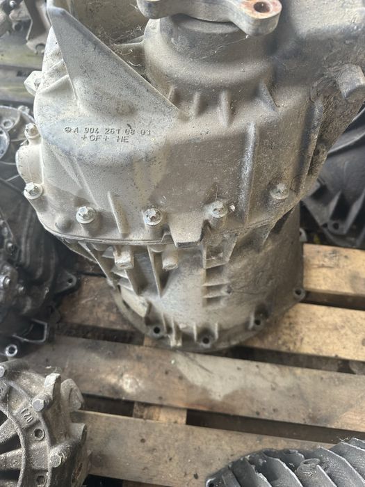 Cutie de viteze 5+1!Mercedes Sprinter motor 2,2  2000-2006