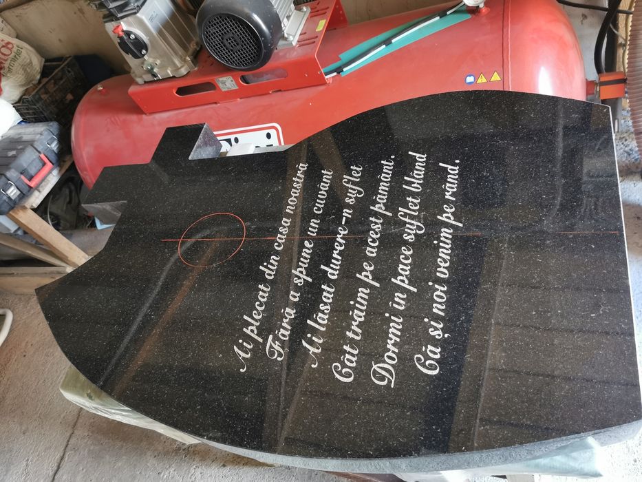 servicii de inscriptionari monumente  placi - marmura granit