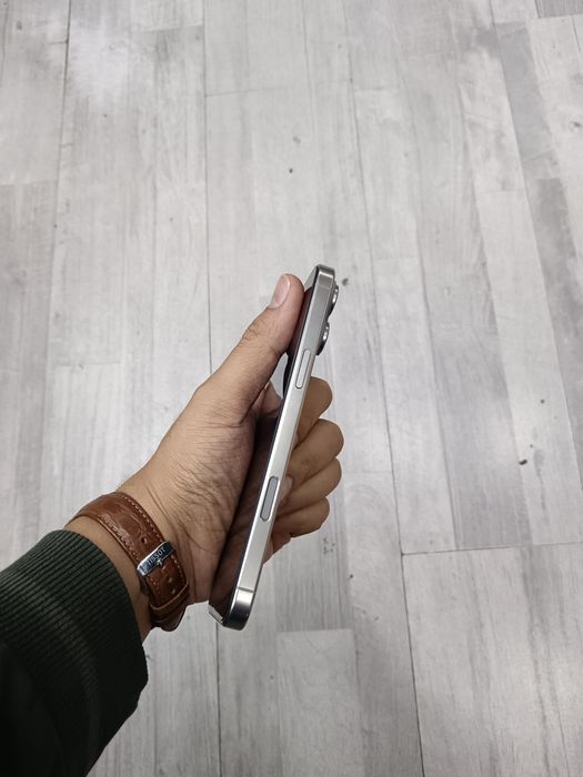 iPhone 16 Pro Max VC/A 256 GB Natural Titanium ideal