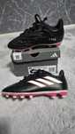 Adidasi fotbal, Adidas