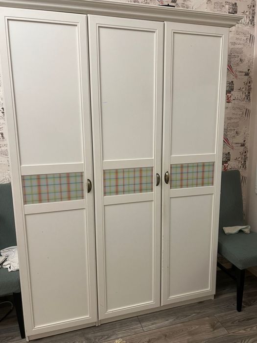 Продам платянной шкаф.