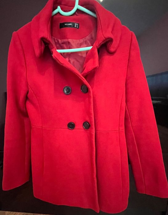 Дамско палто с шал