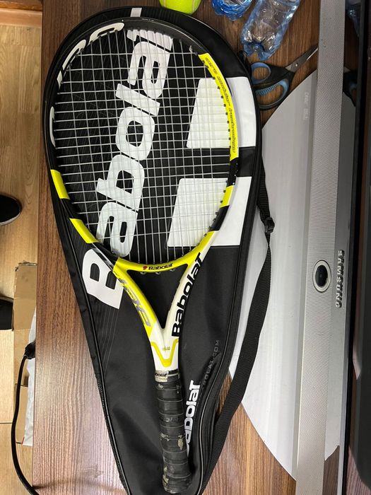 Теннисная ракетка Babolat