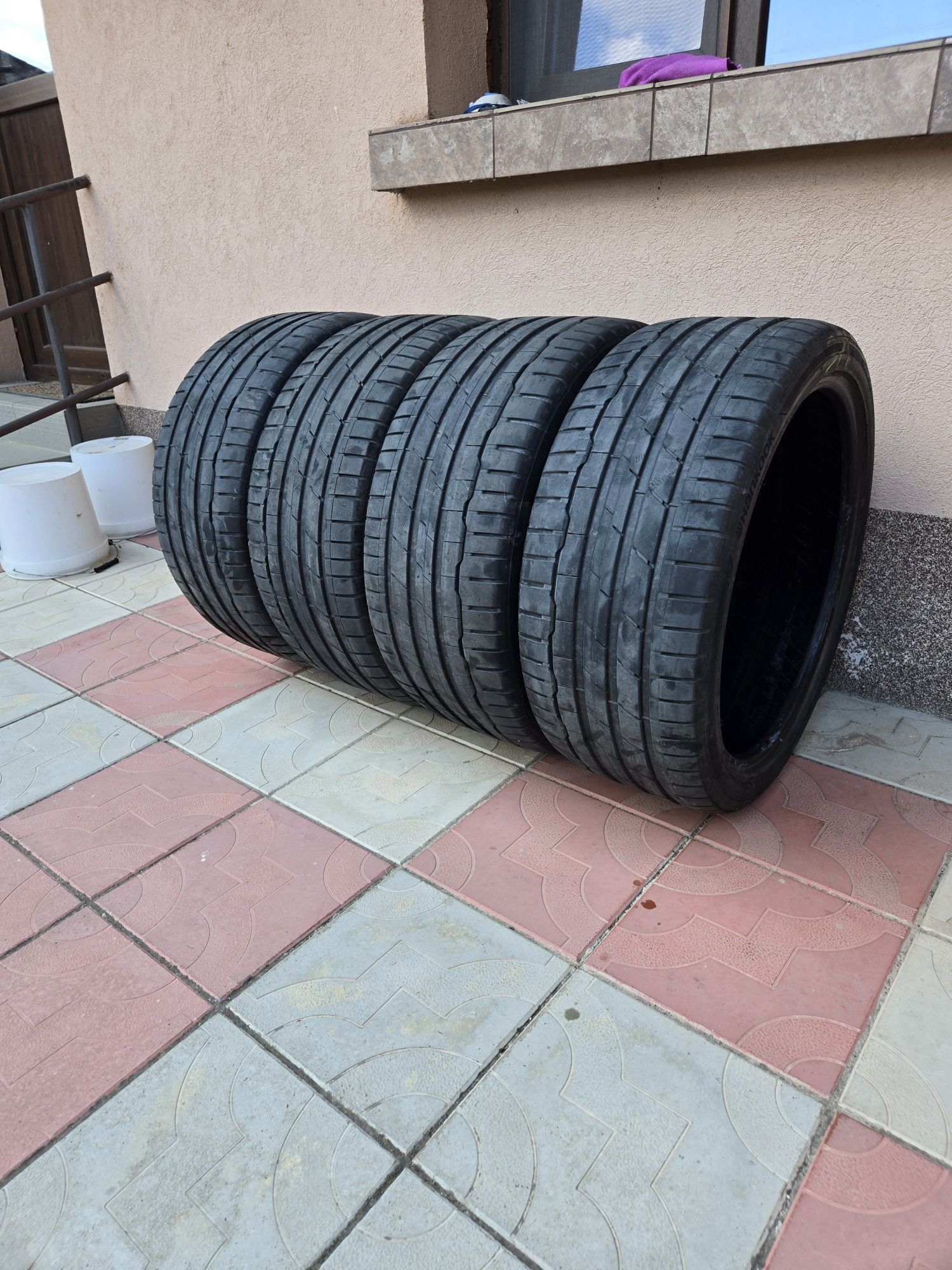 Летни гуми HANKOOK Ventus S1 evo 275/35/21, DOT0122