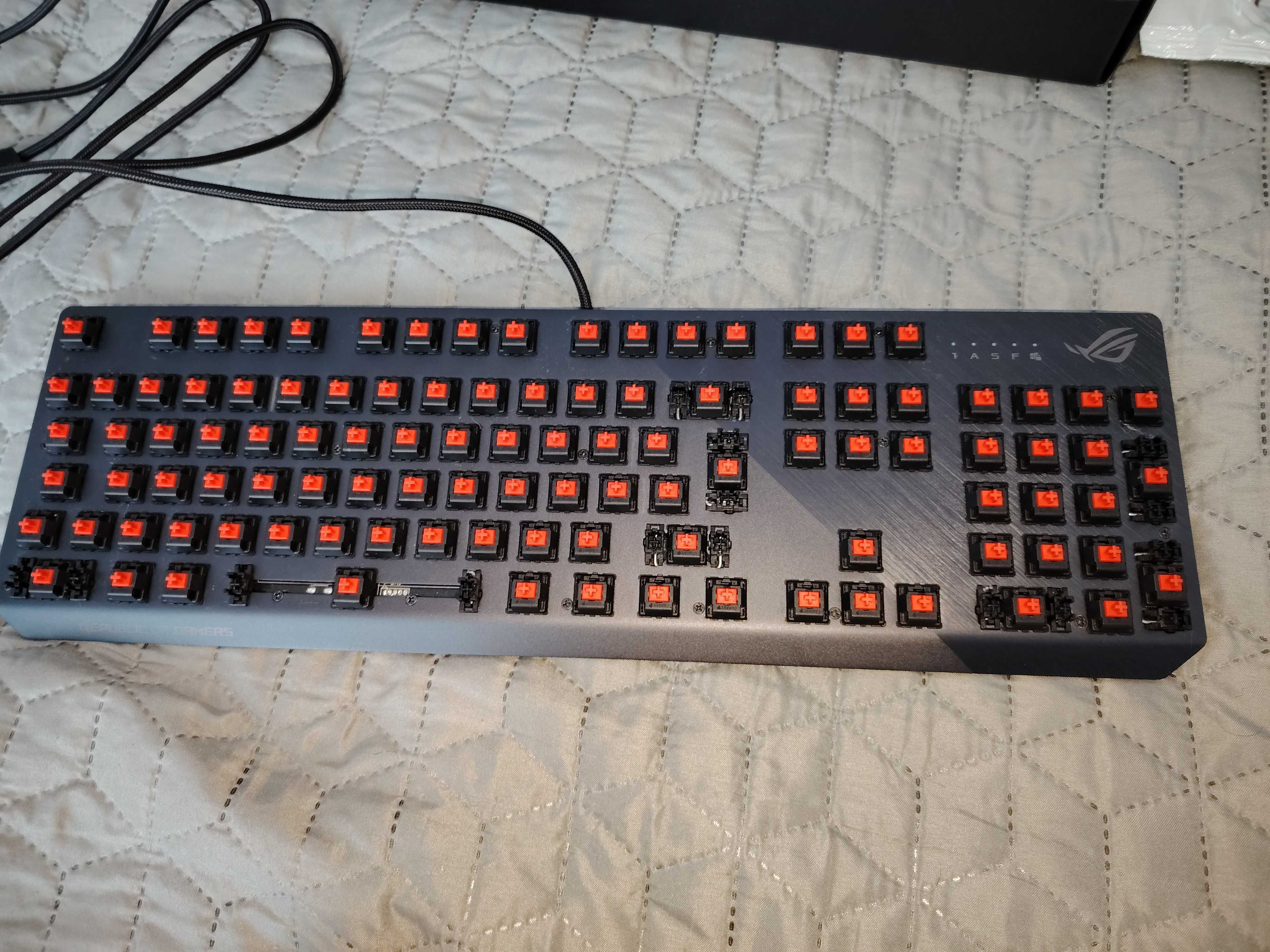 ASUS Rog Strix Scope PBT (first gen) mechanical keyboard