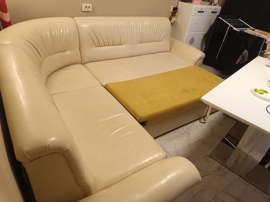 Диван еко кожа шампанско