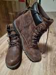 Vând bocanci Timberland