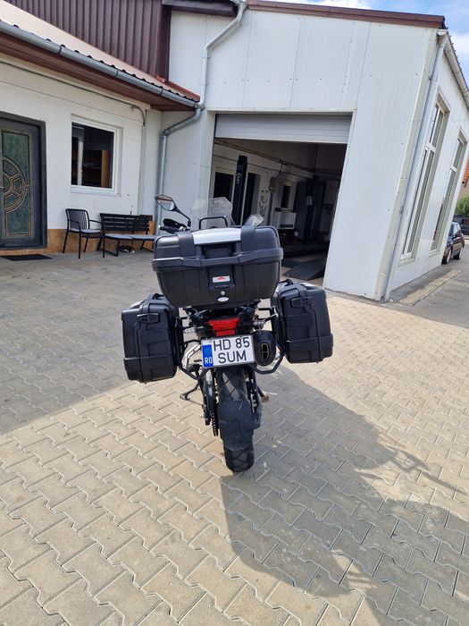 Vând Benelli trk 502x