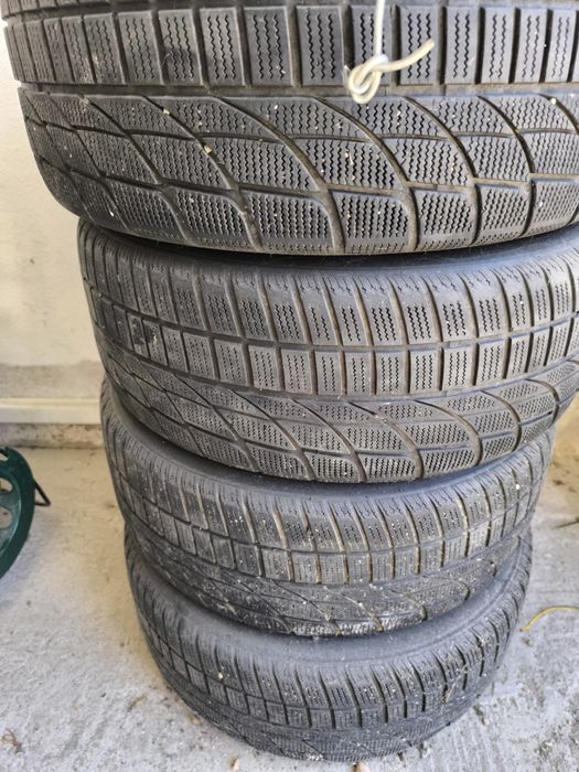 Jante tabla plus cauciucuri iarna 215/55/16.