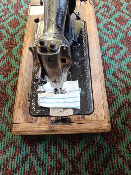 Швейная машина Зингер.