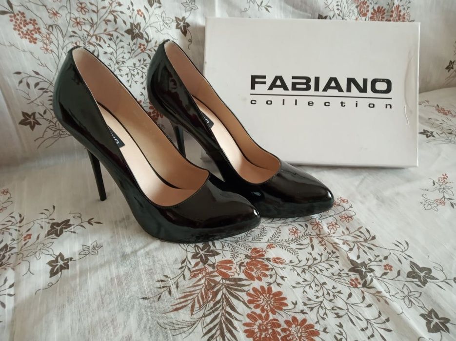 Елегантни обувки на FABIANO
