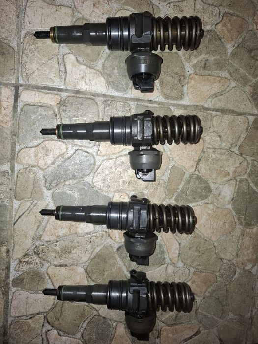 Set injectoare  Passat B5.5 1.9 AVF AVX 131 CP Cod 038 130 073 AR
