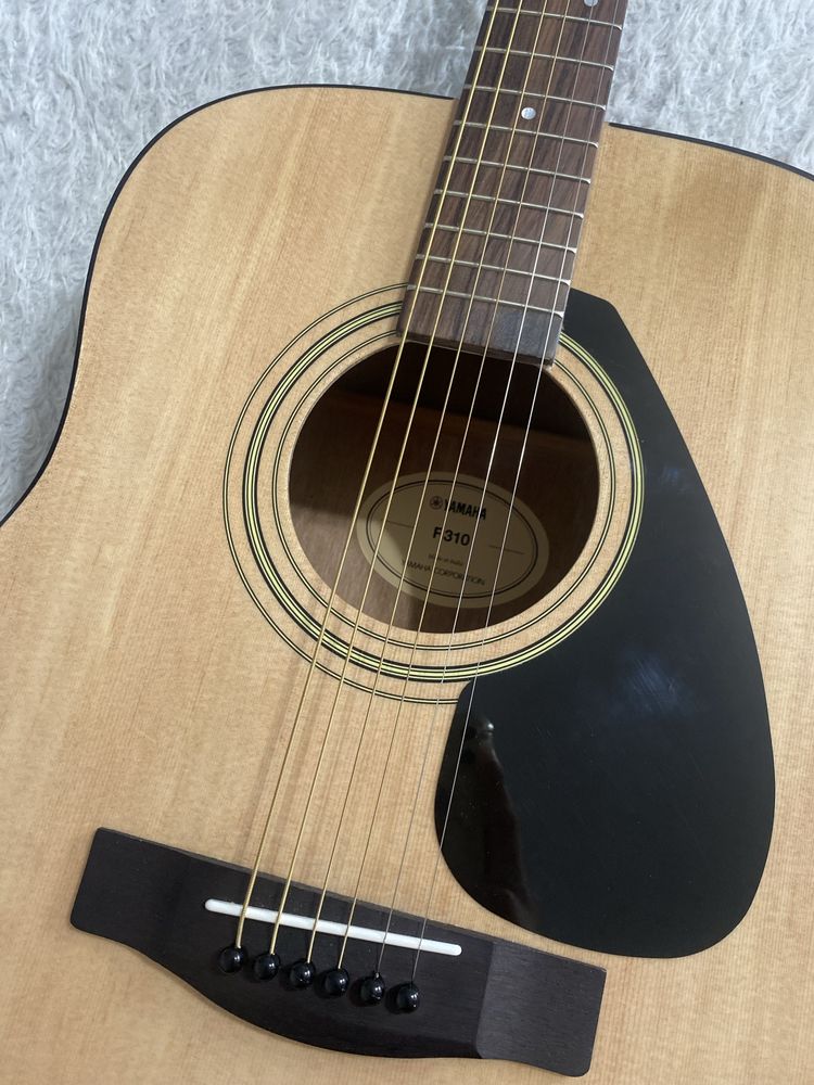 Гитара YAMAHA F310 с чехлом