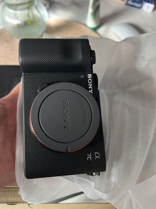 Sony A7C Kit, Nou, Garantie 36 luni