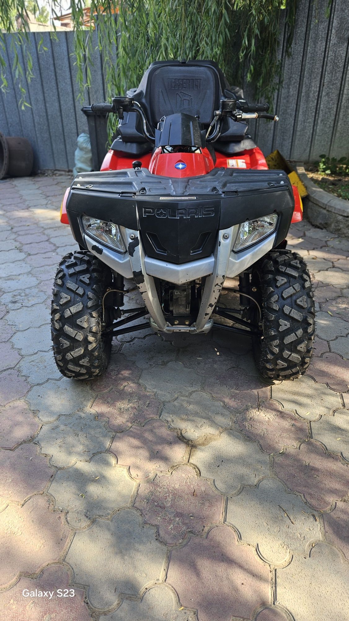 Квадроцикл polaris
