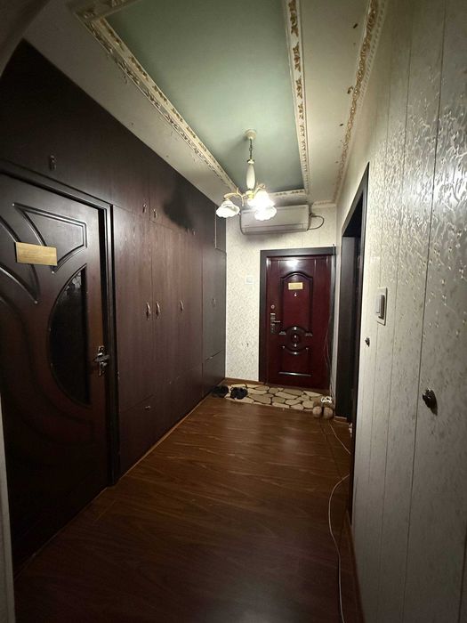 Юнусабад 17 кв, 3в4-хона 2-этаж/5.  Балкон 2/6 .  77 м²