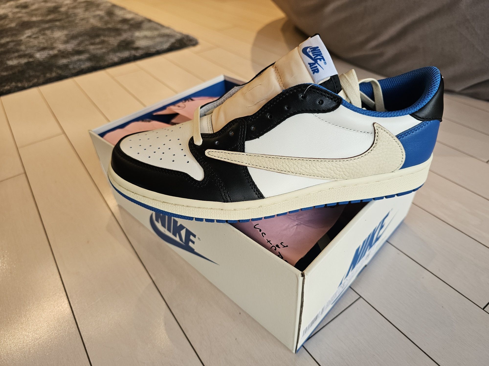 Air Jordan 1 Low Travis Scott x Fragment