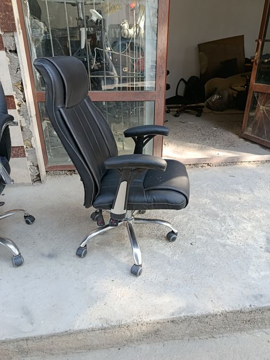 Ofis kreslolari taʼmirlangan ishlatishga tayyor