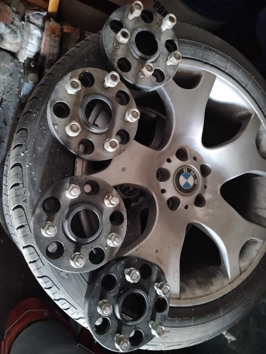 Продам диски с резиной на BMW