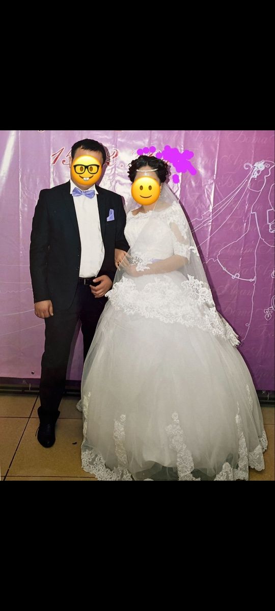 Продам  свадьбенное платье с комплектом для жениха