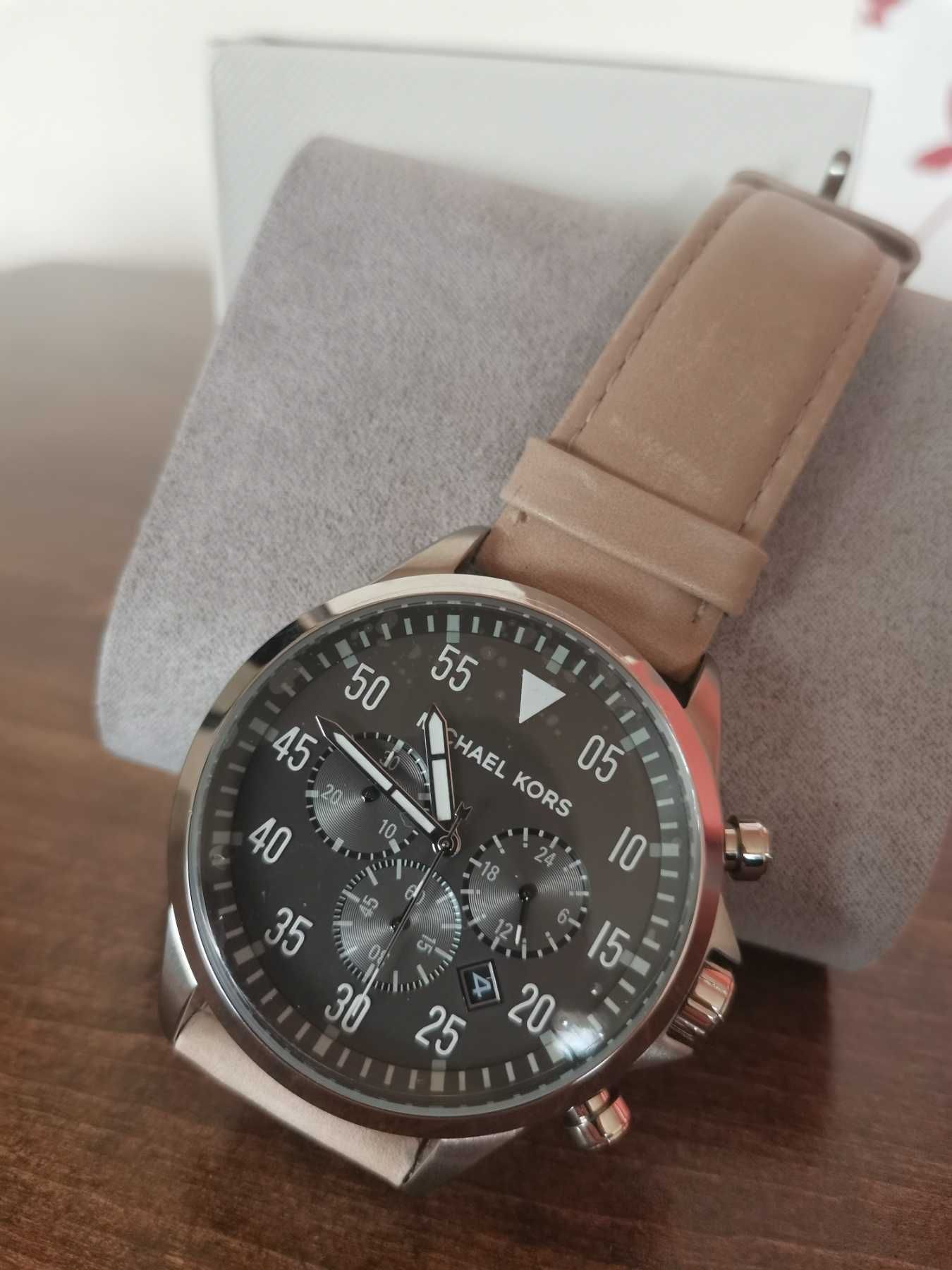 Нов, неупотребяван мъжки часовник Michael Kors MK8616/ Майкъл Корс