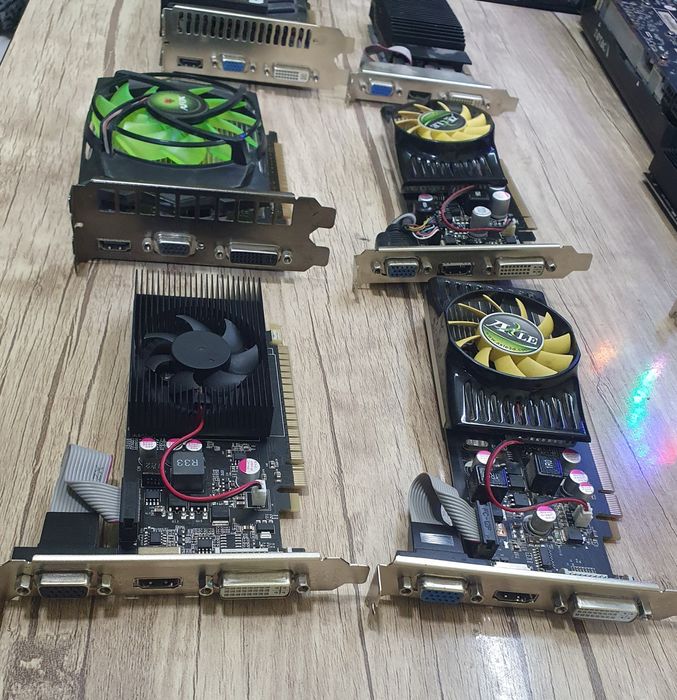 Видео карта 1gb 2gb и 4gb  13$ дан