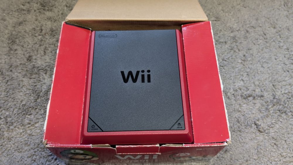 Nintendo Wii Mini Full box modat 64gb