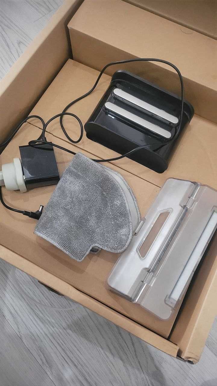 Робот пылесос Xiaomi STYTJ02YM черный