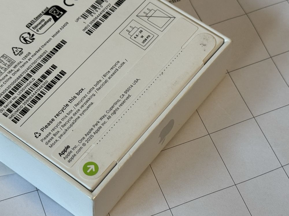 ЗАПЕЧАТАН 128GB iPhone 16e + MODE A1 Гаранция 2027 Black / Черен