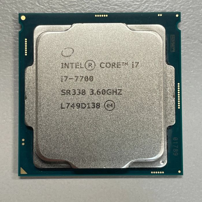 Продам процессор Intel core i7-7700