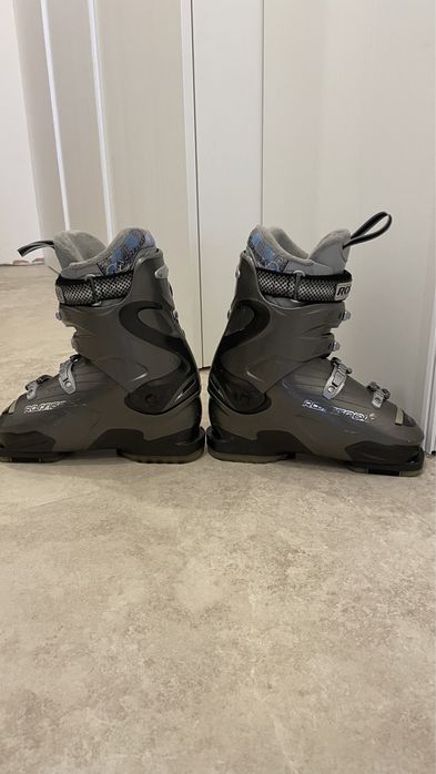 Дамски ски обувки Rossignol