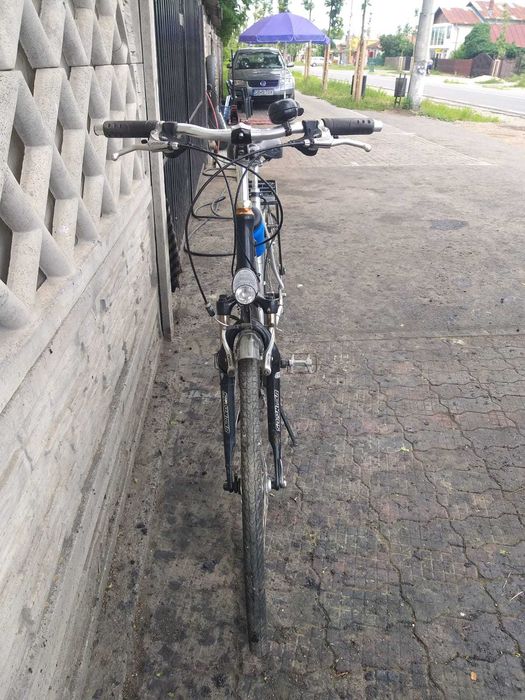 Bicicleta-treking