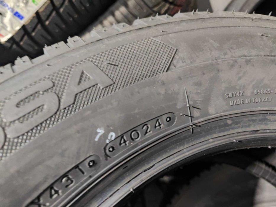 Зимни гуми 215/60/16 Lassa