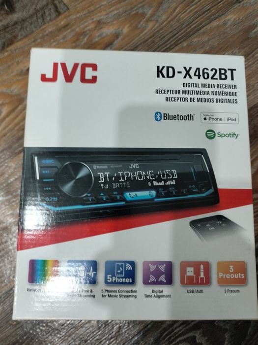 Продам магнитолу новая не понадобилась JVC блютуз